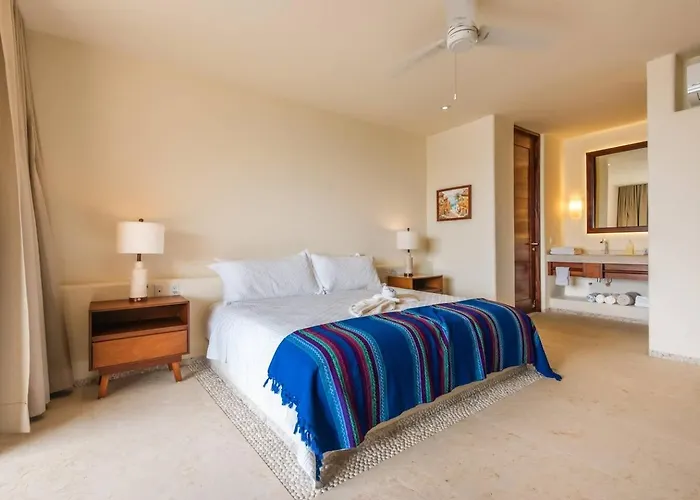 Aparthotel Armadillo Complex Listings