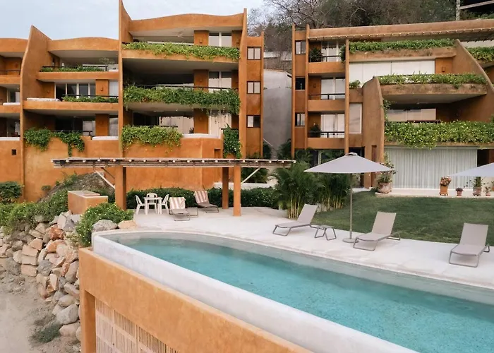 Armadillo Complex Listings Zihuatanejo