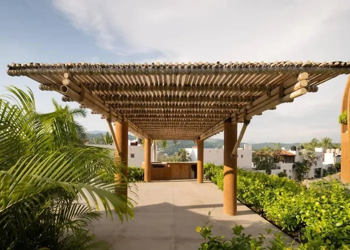 Armadillo Complex Listings Zihuatanejo